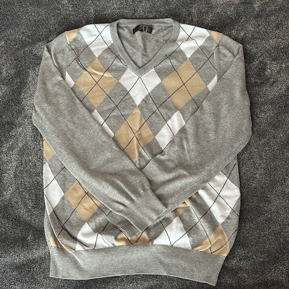Vintage v-neck Argyle Sweater
